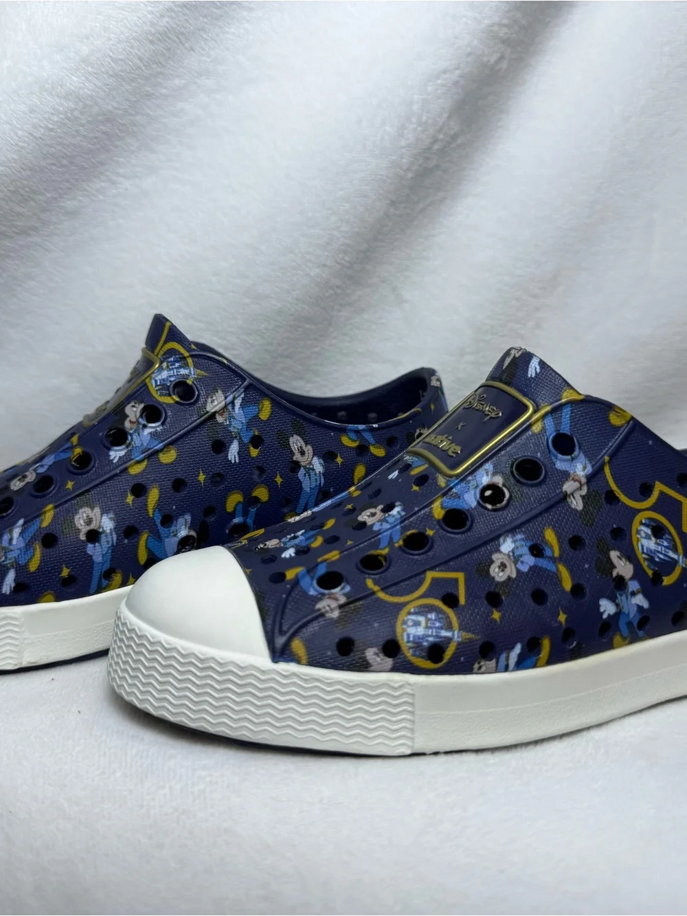 NWOT - Native Disney 50th anniversary Mickey Mouse Slip-On Water Shoes